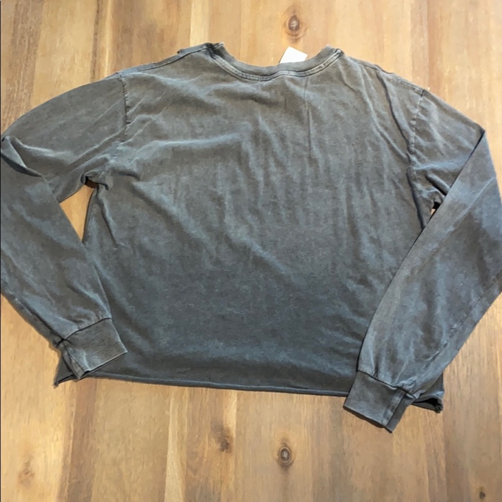 Cropped Top - Picture 4 of 6